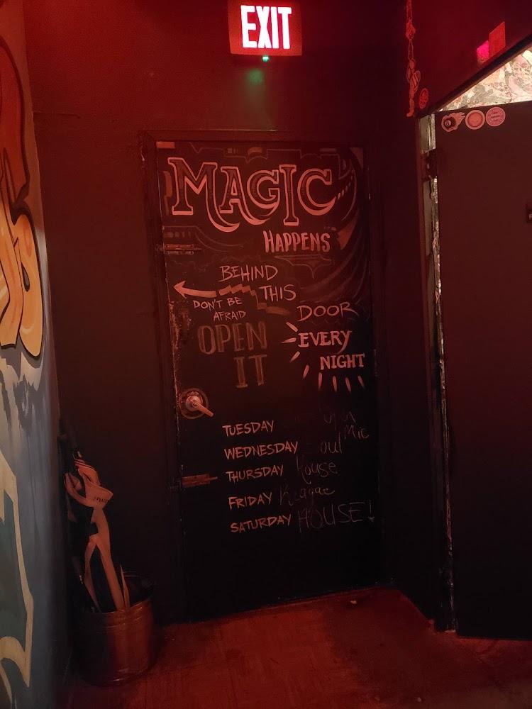 Pétanque - Burgers & Entertainment Menu image 3